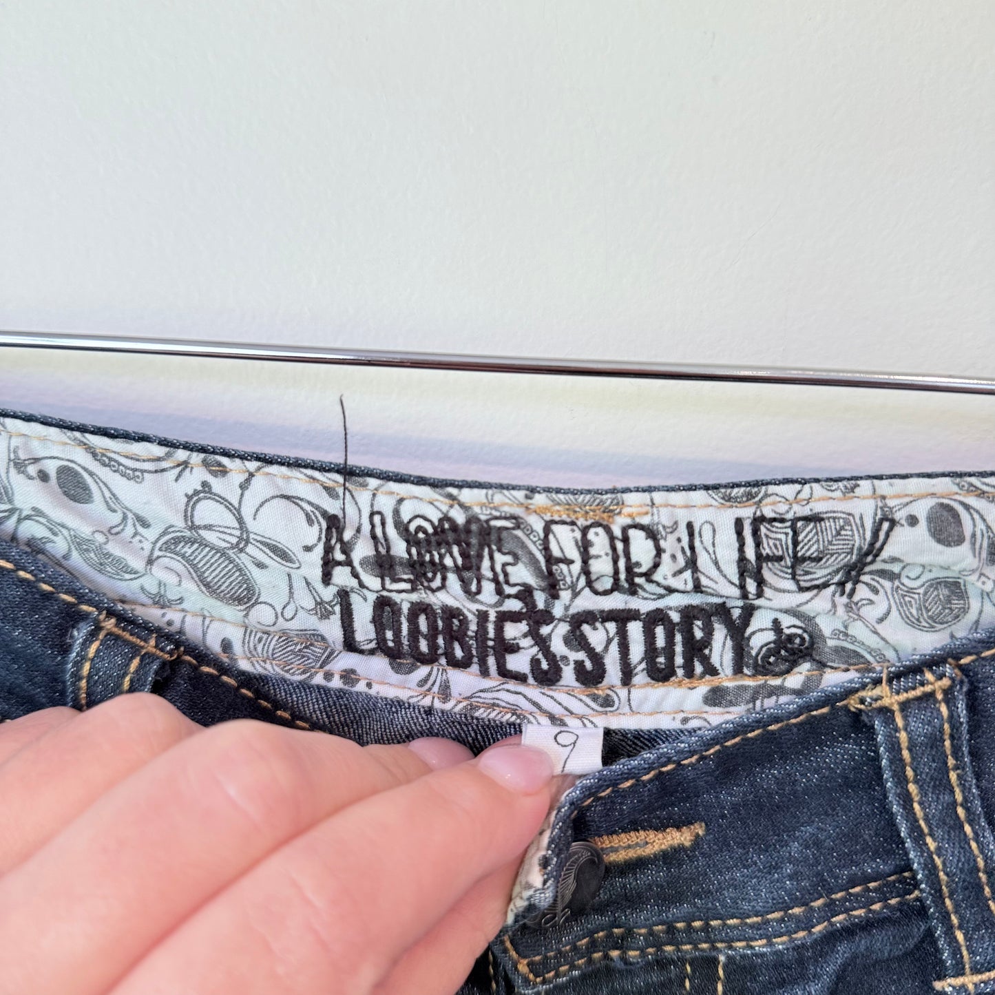 Loobie's Story Straight Leg Jeans - Size 9