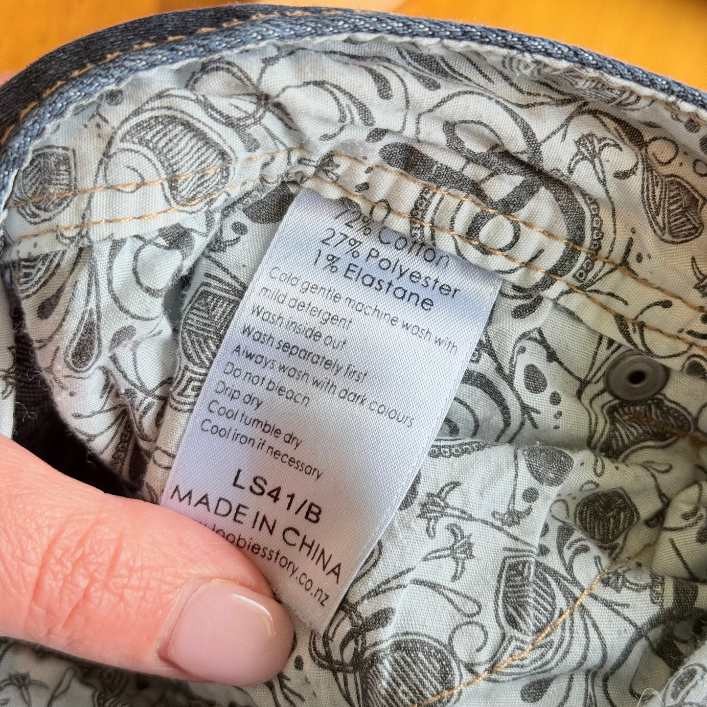 Loobie's Story Straight Leg Jeans - Size 9