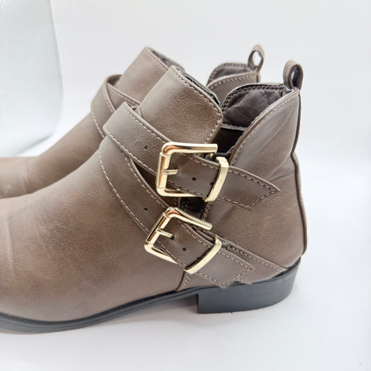 MRP Double Buckle Ankle Boots - Brown - Size 6