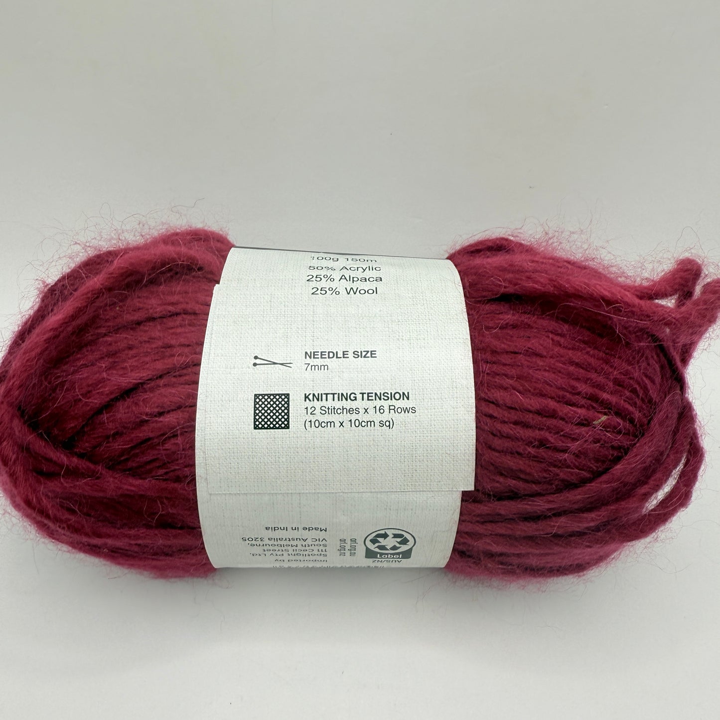 Moda Vera Hudson Yarn (1 x 100g Skein, 150m)