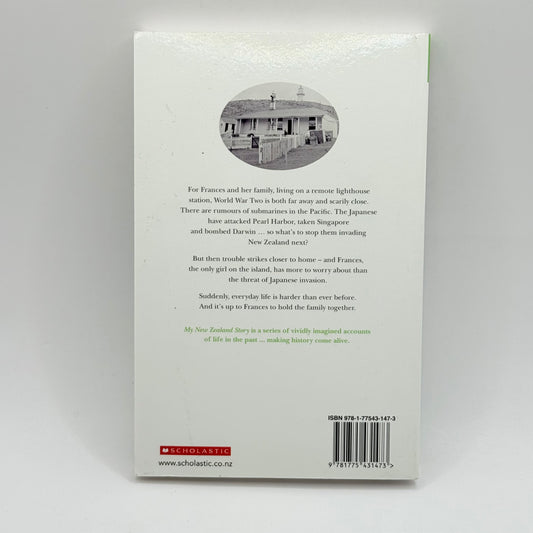 My New Zealand Story: Lighthouse Family by Philippa Werry