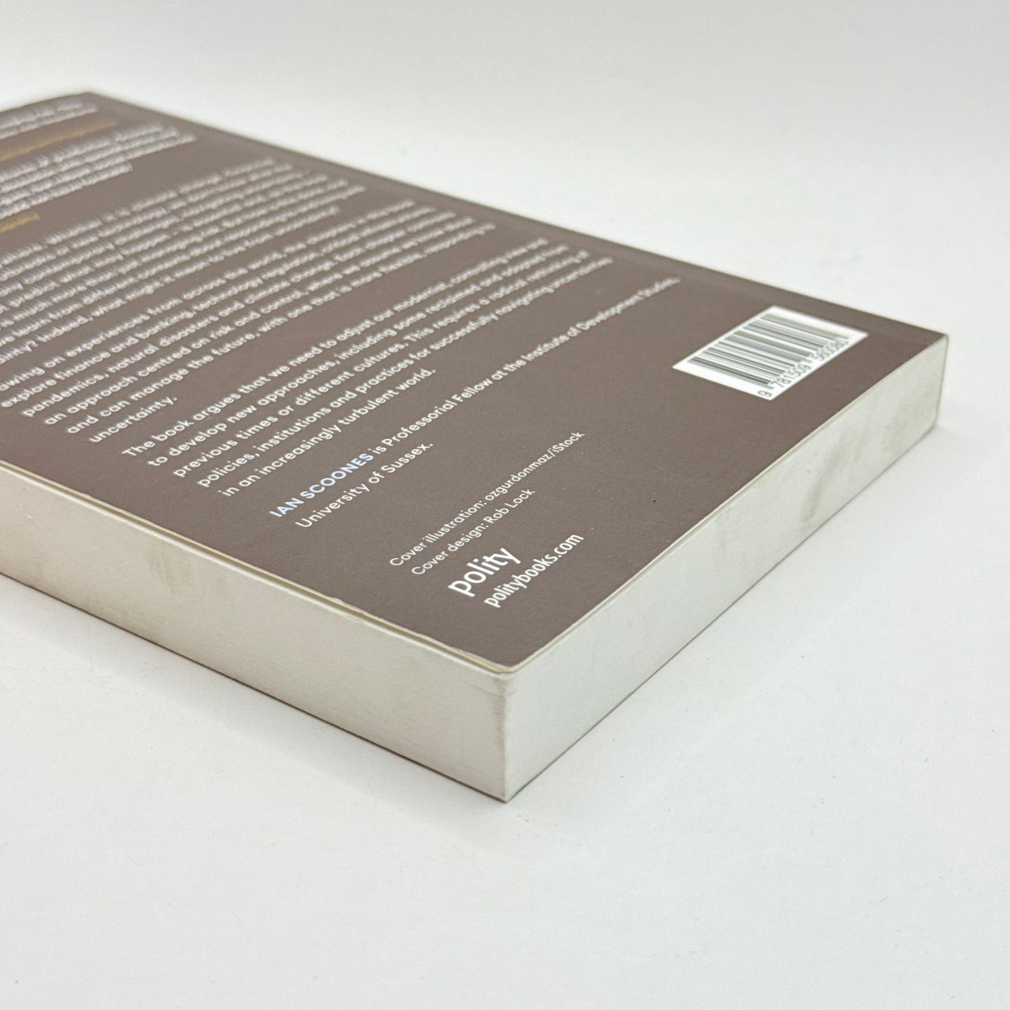 Navigating Uncertainty by Ian Scoones