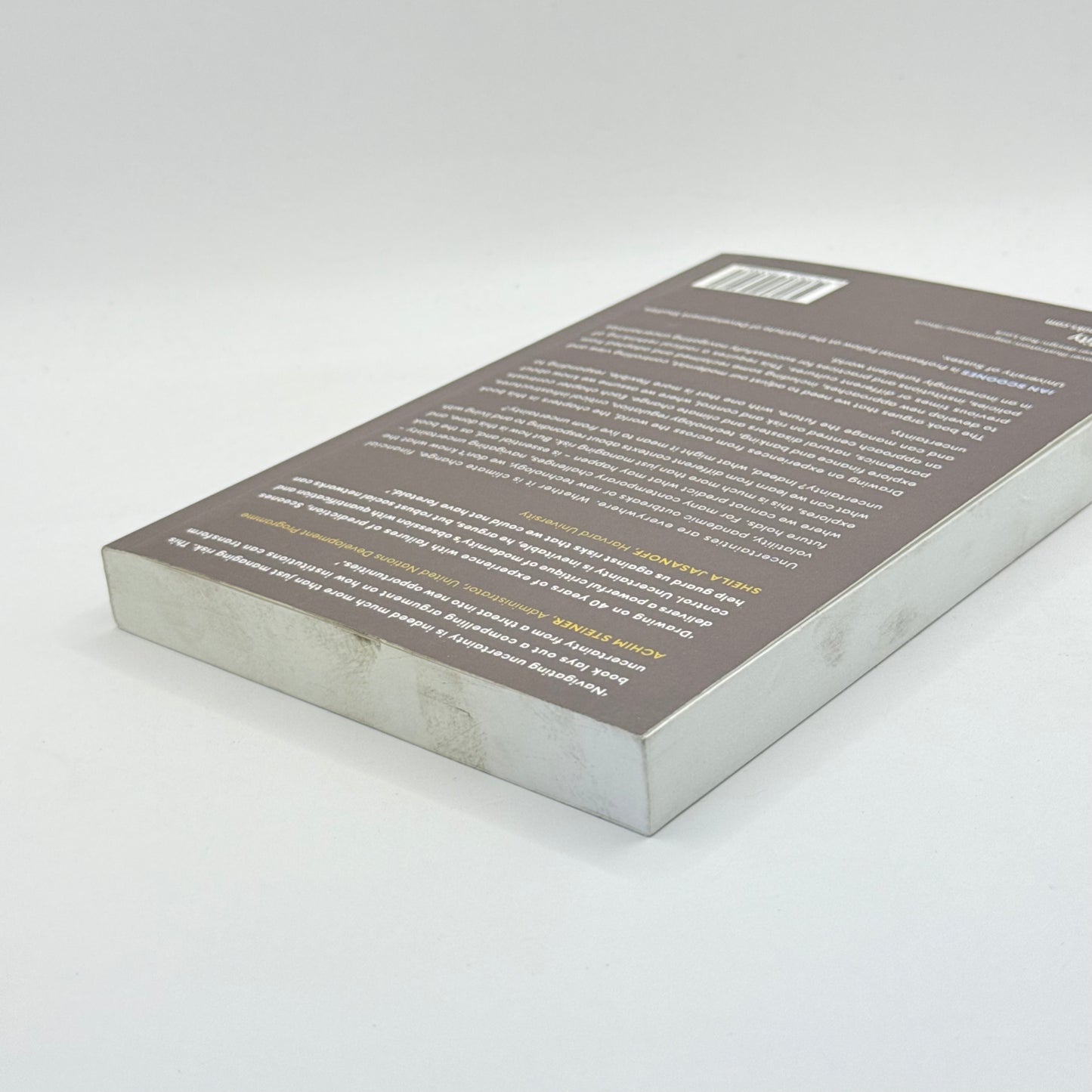 Navigating Uncertainty by Ian Scoones