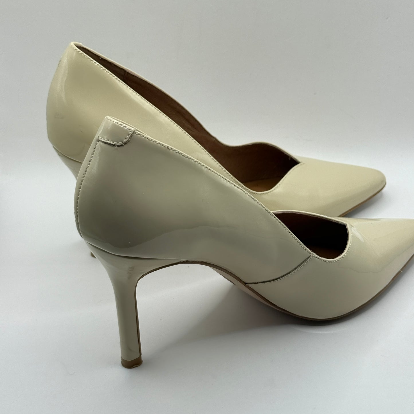 Mi Piaci Nude Patent Court Heels Size 39