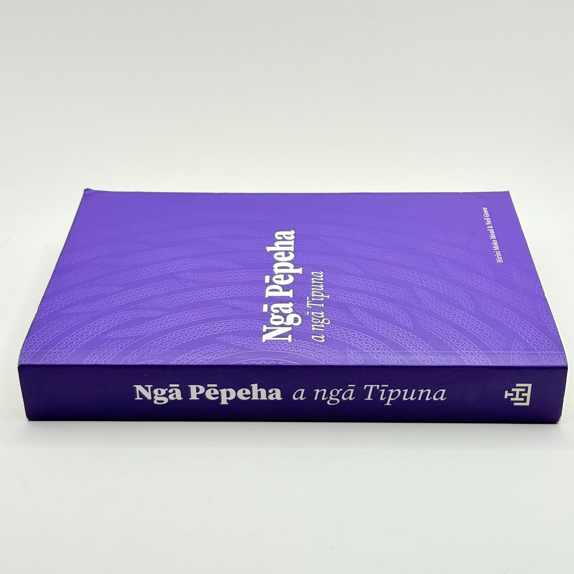 Ngā pēpeha a ngā tīpuna by hirini moko mead & neil grove - print books what’s new printed media