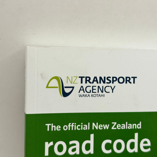 Official New Zealand Road Code for Heavy Vehicle Drivers 2019/20