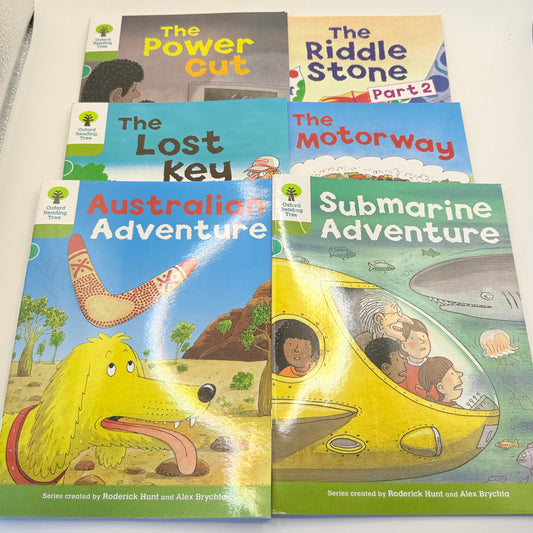 Set of oxford reading tree level 7 various titles by roderick hunt and alex brychta - print books printed media