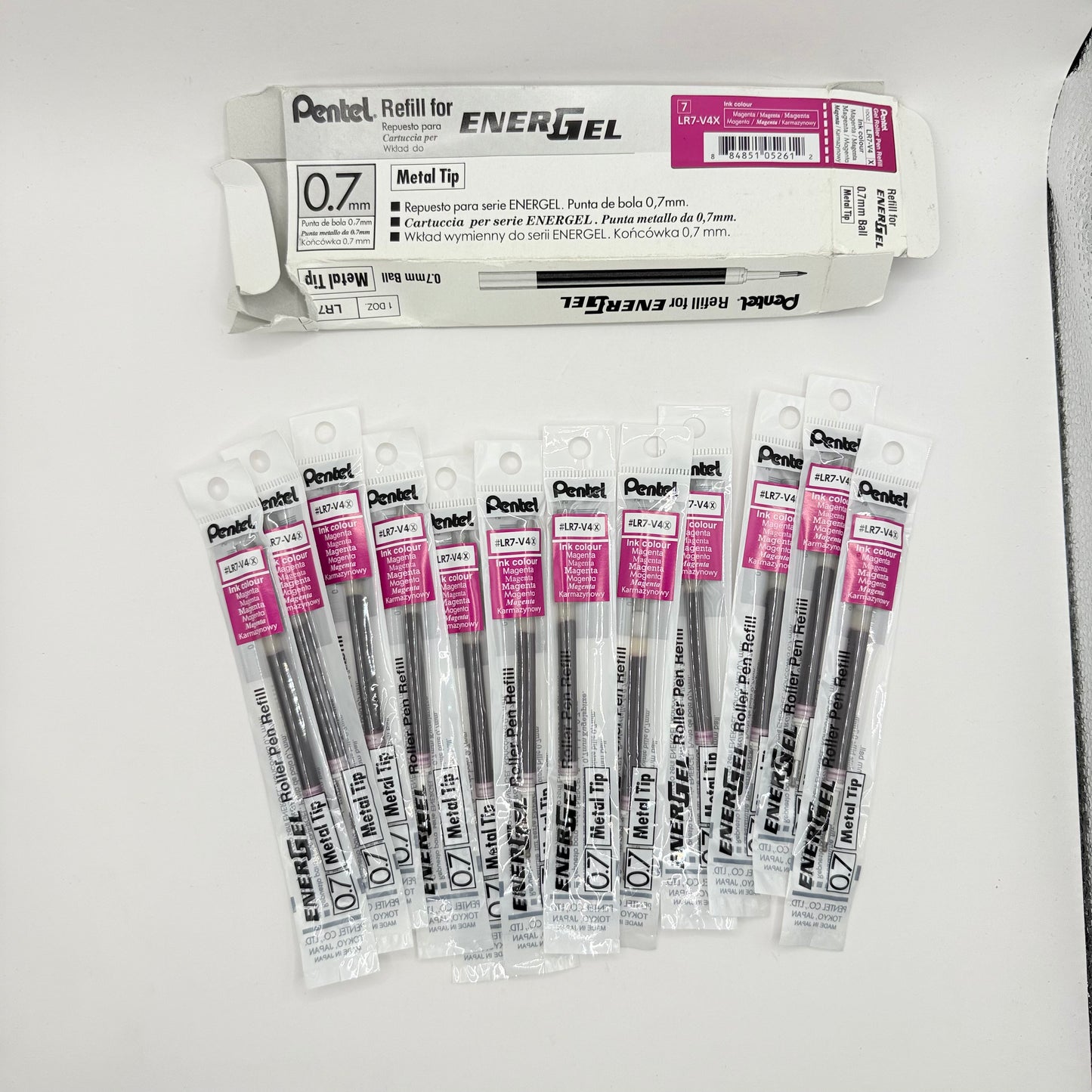Pentel EnerGel 0.7mm Magenta Ink Refills (12 Pack)