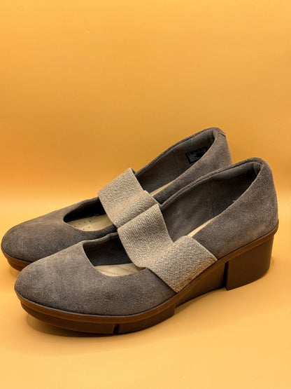 Clarks Grey Suede Mary Jane Wedges Size US 8 / UK 5.5