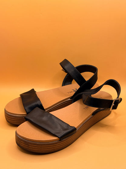 London Rebel Celia Black Platform Sandals Size 6