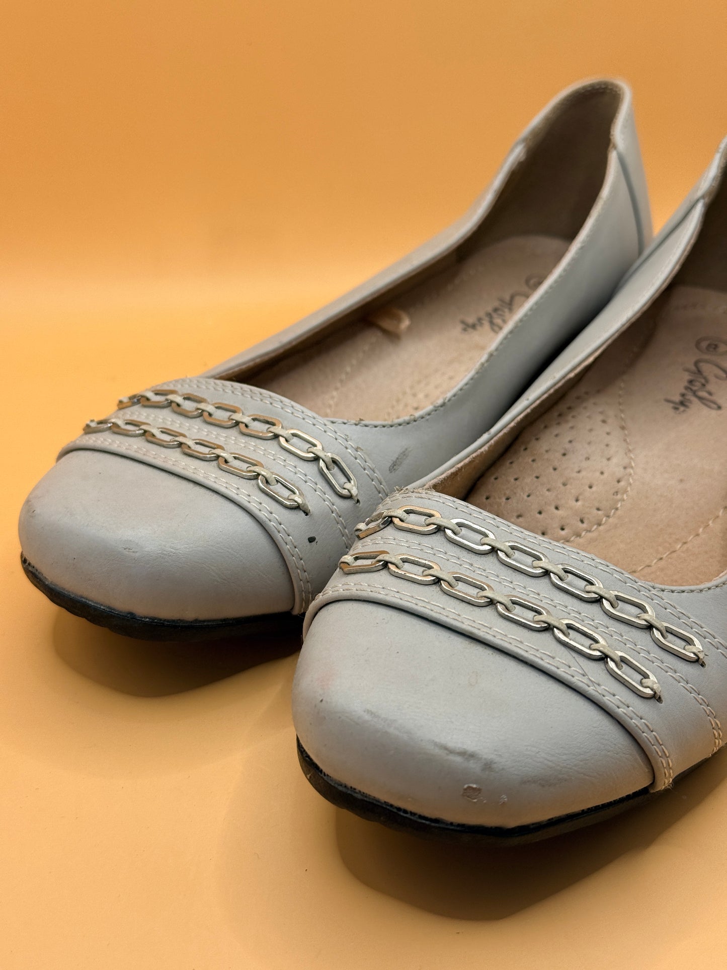 Grosby Connie Grey Chain-Trim Ballet Flats Size 8