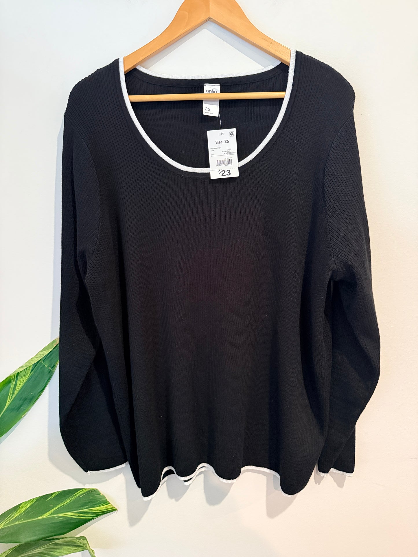 Anko Curve Contrast Trim Ribbed Top - Size 26