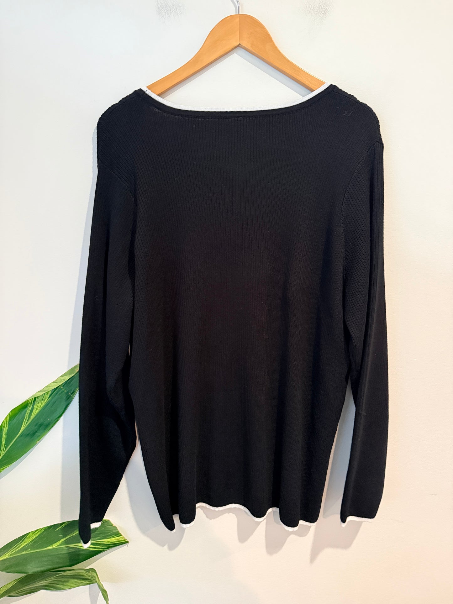 Anko Curve Contrast Trim Ribbed Top - Size 26