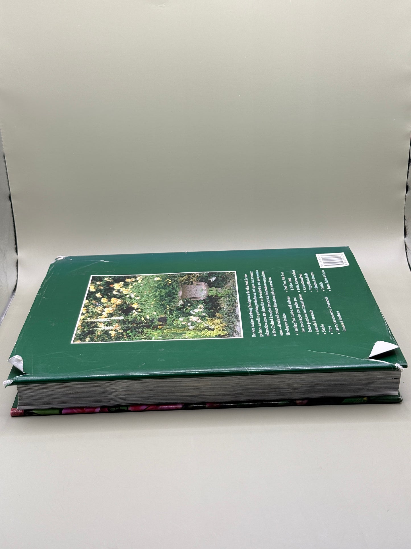 New Zealand Gardening Encyclopedia