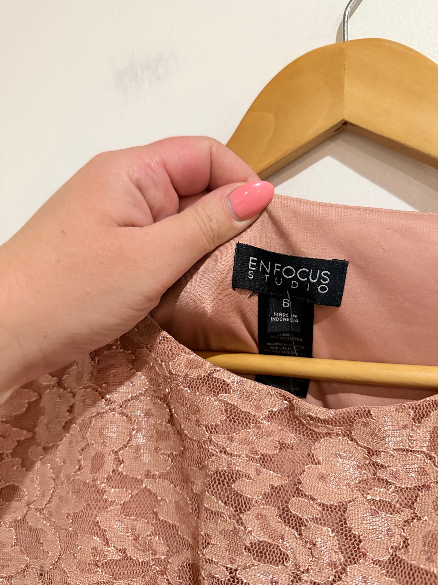 Enfocus Studio Blush Pink Lace Peplum Cocktail Dress Size 6