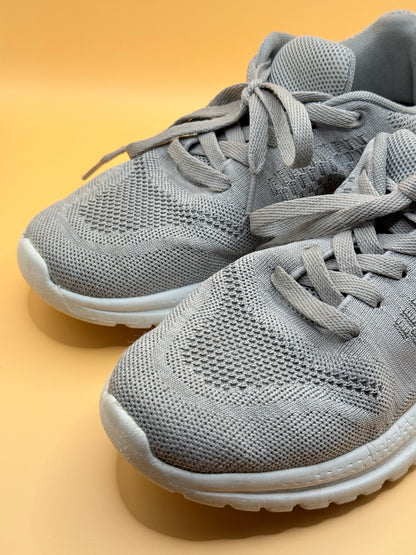Active Intent Light Grey Knit Running Sneakers Size 8