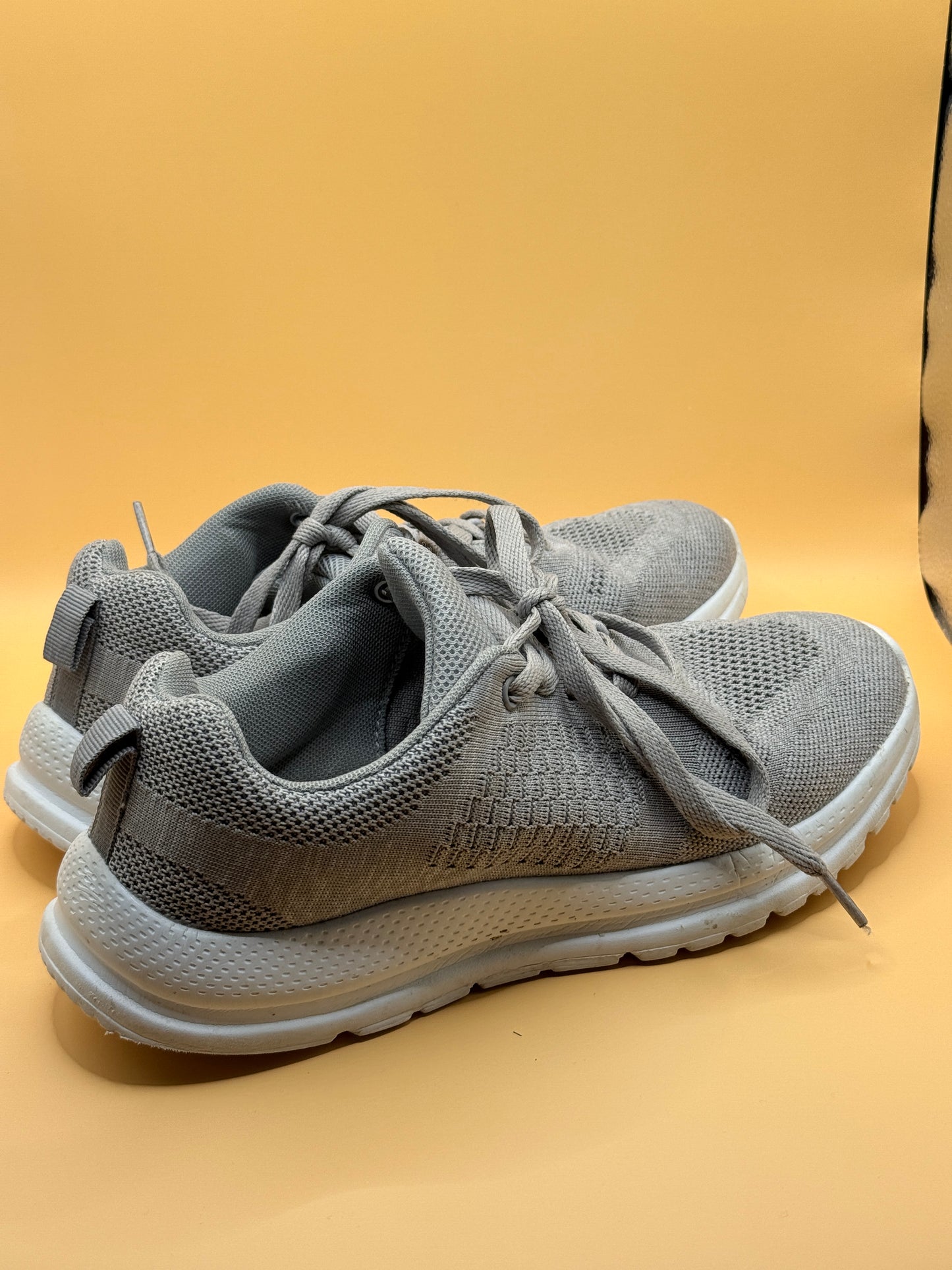 Active Intent Light Grey Knit Running Sneakers Size 8