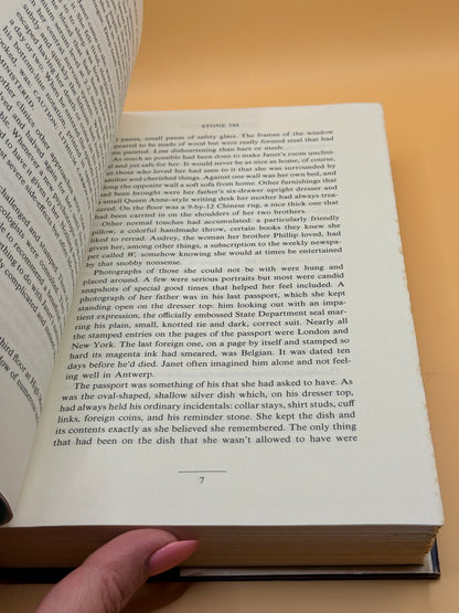 Stone 588 by Gerald A. Browne (1986)