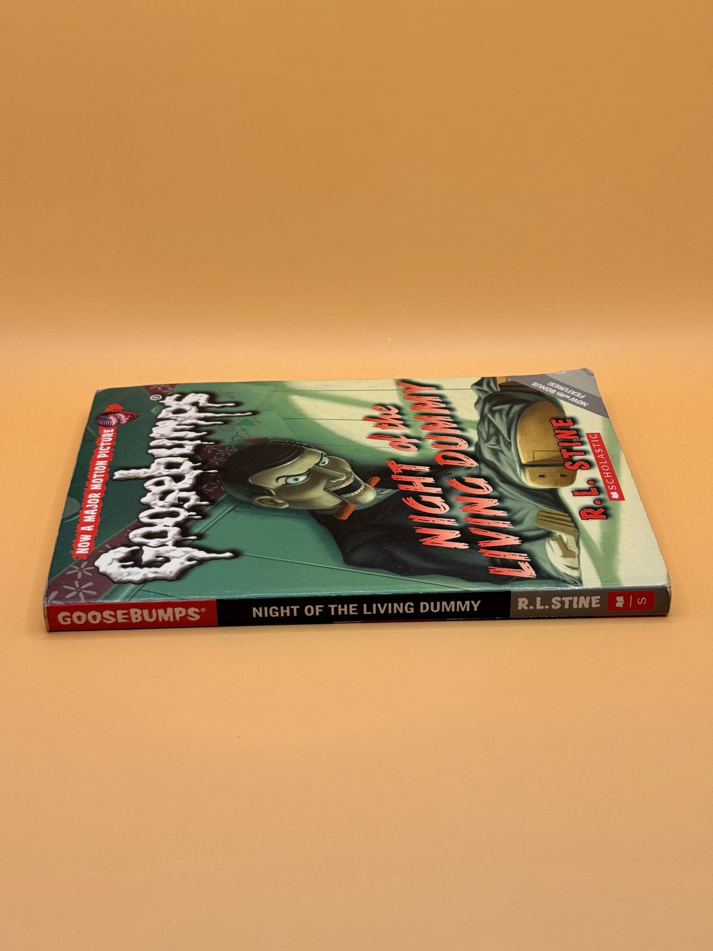 Classic Goosebumps #1: Night of the Living Dummy by R.L. Stine
