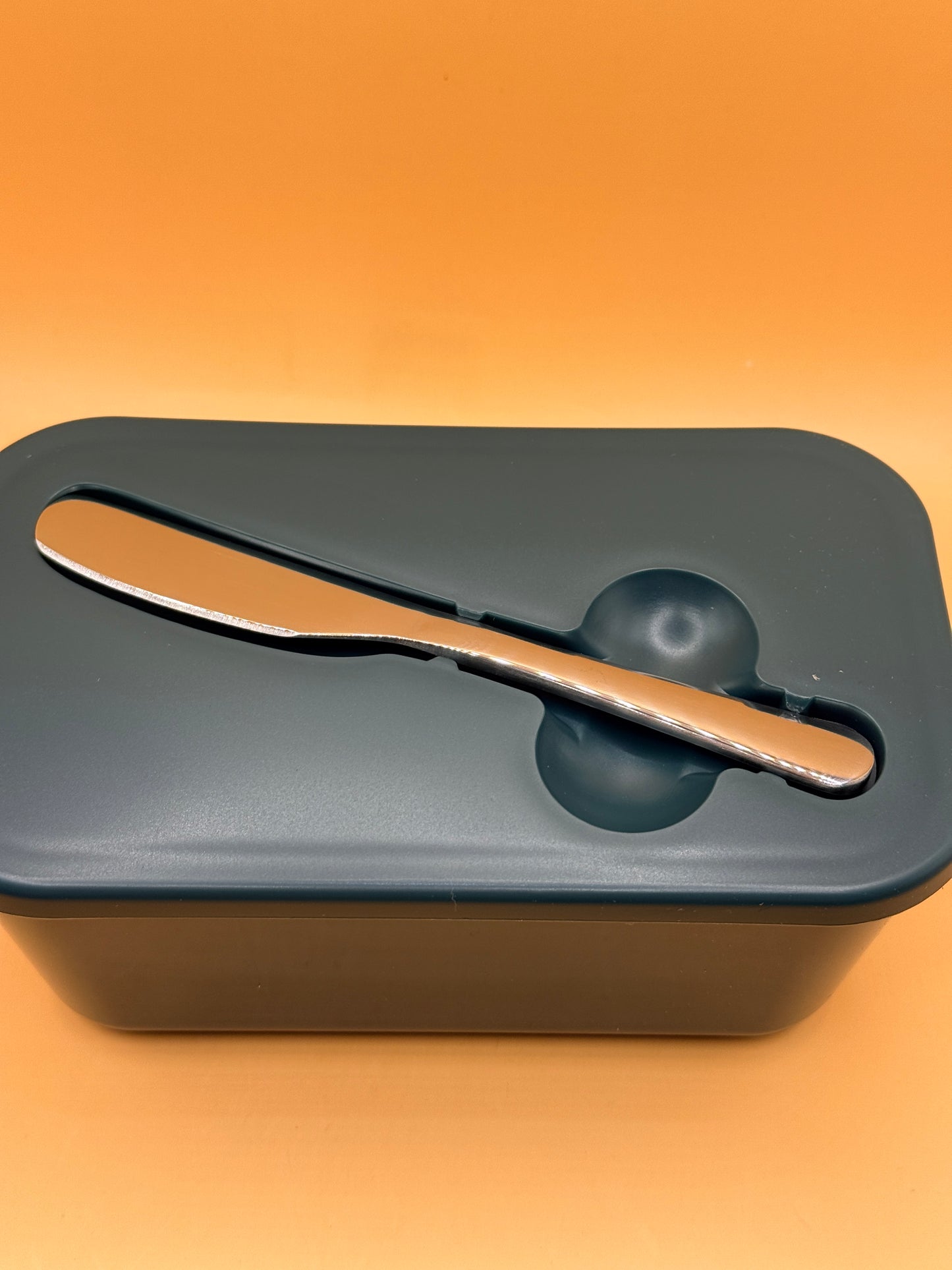 Butter Dish with Lid & Knife
