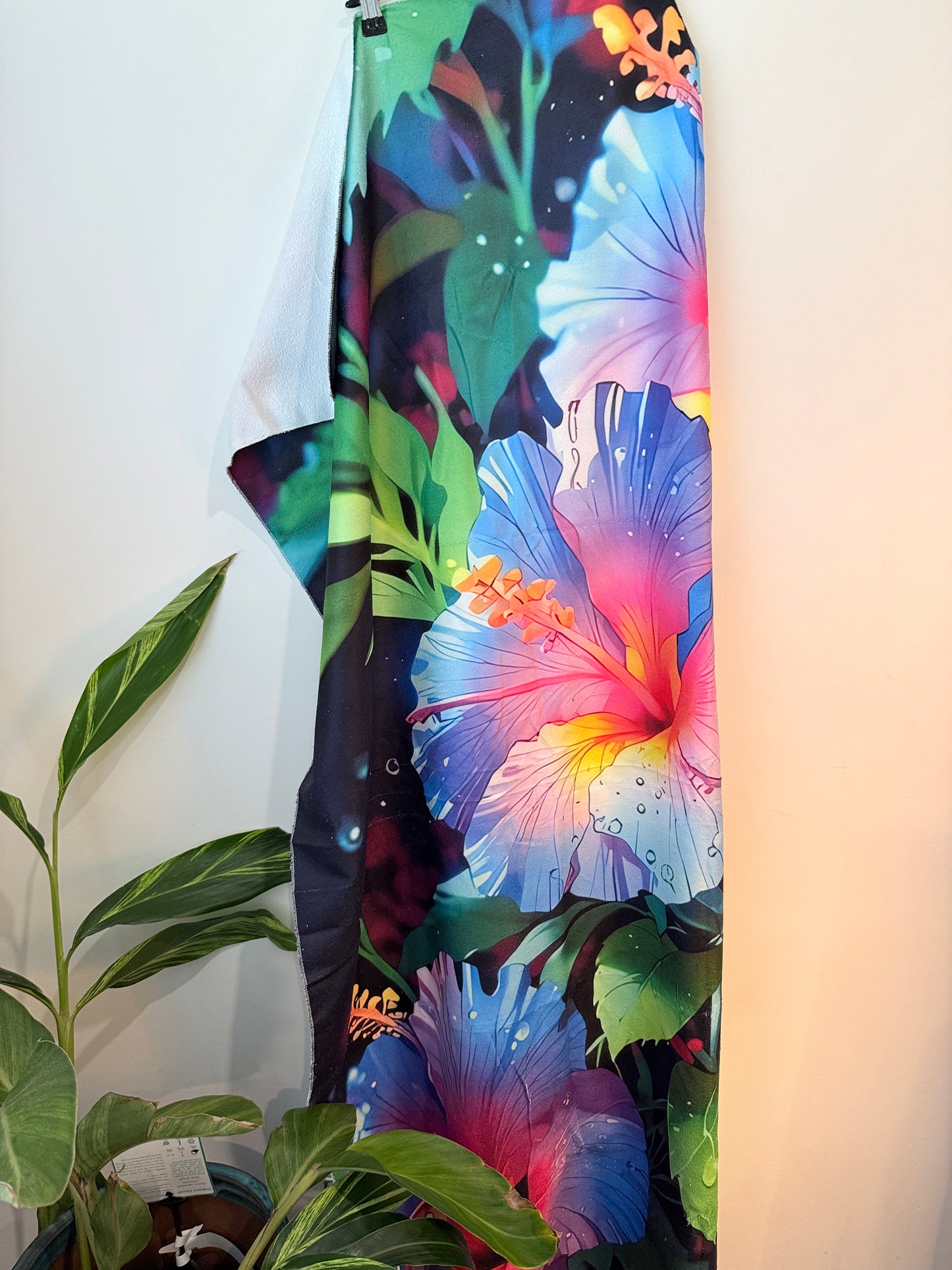 Tropical Hibiscus Microfibre Beach Towel