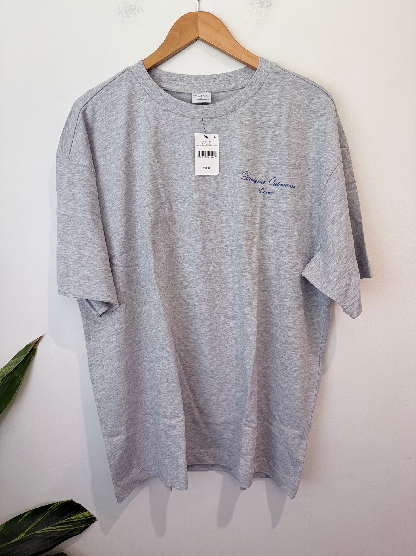 Cotton On Box Fit Designer Outerwear T-Shirt – Men's Large