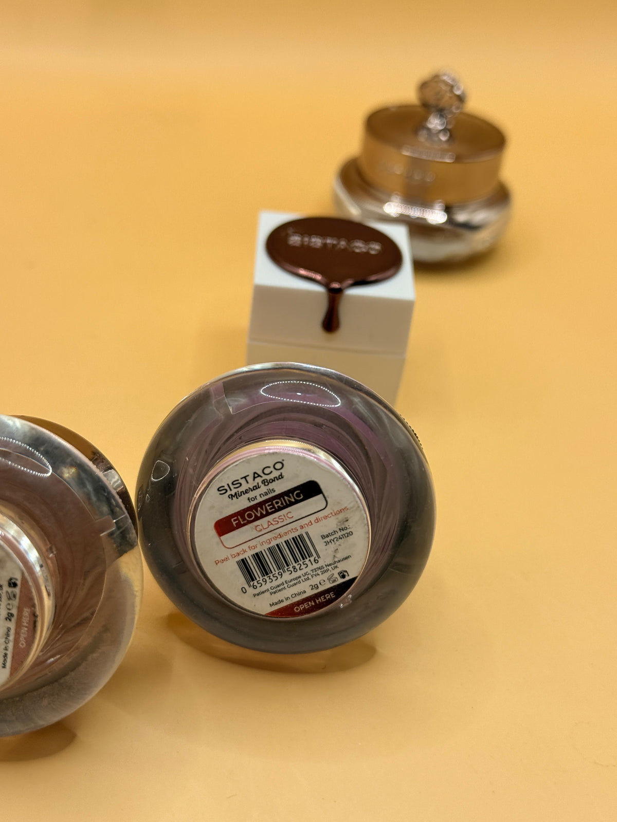 SISTACO Mineral Bond Nail Powder & Finishing Touch Set – 4 Pieces