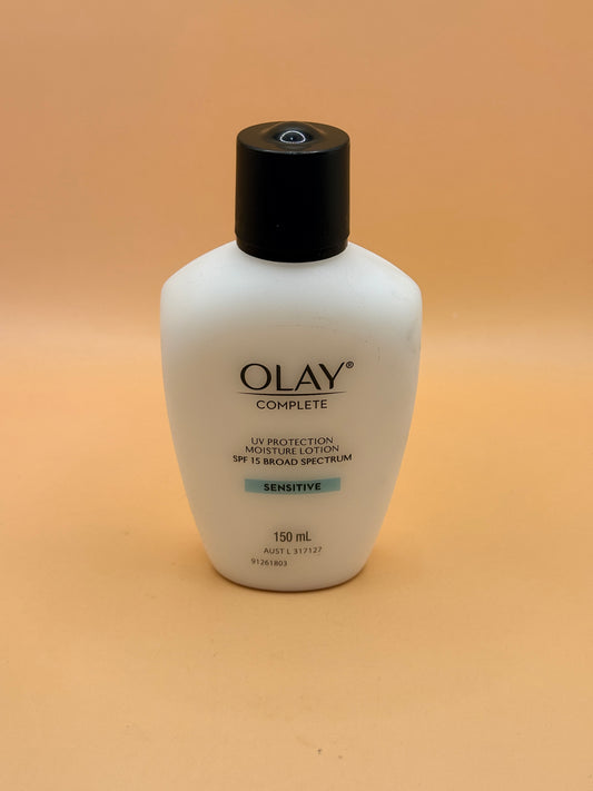 Olay Complete Sensitive UV Protection Moisture Lotion SPF 15 150mL (Past exp)