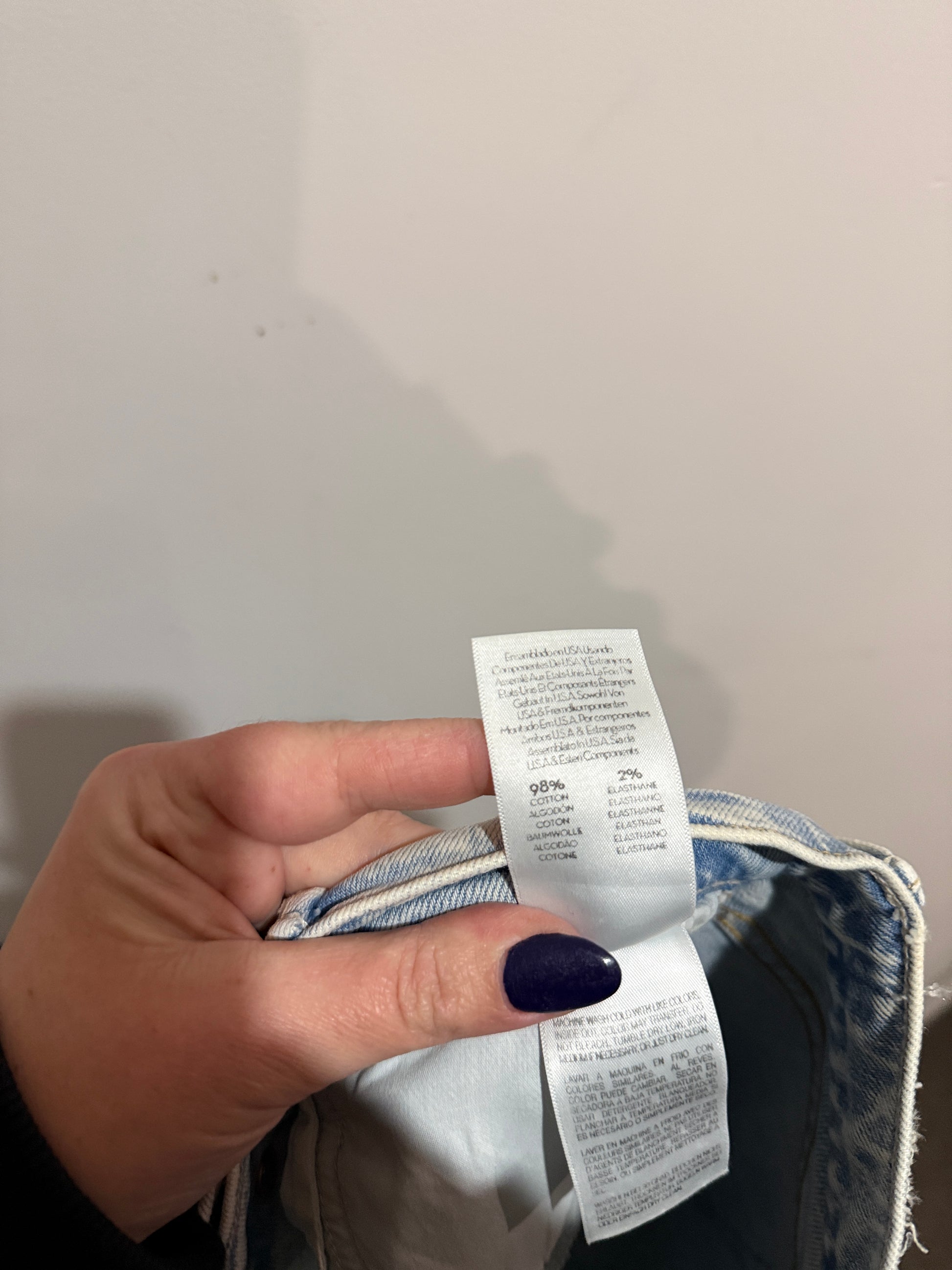 MOTHER High Waisted Rascal Slice Undone Hem Jeans – Size 26