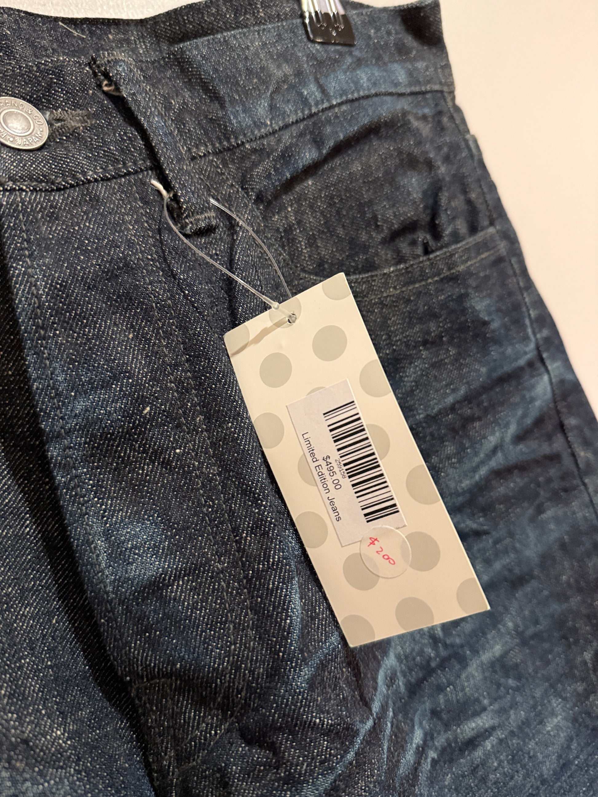 FABRIC Limited Edition Dark Wash Jeans – 86 cm Waist