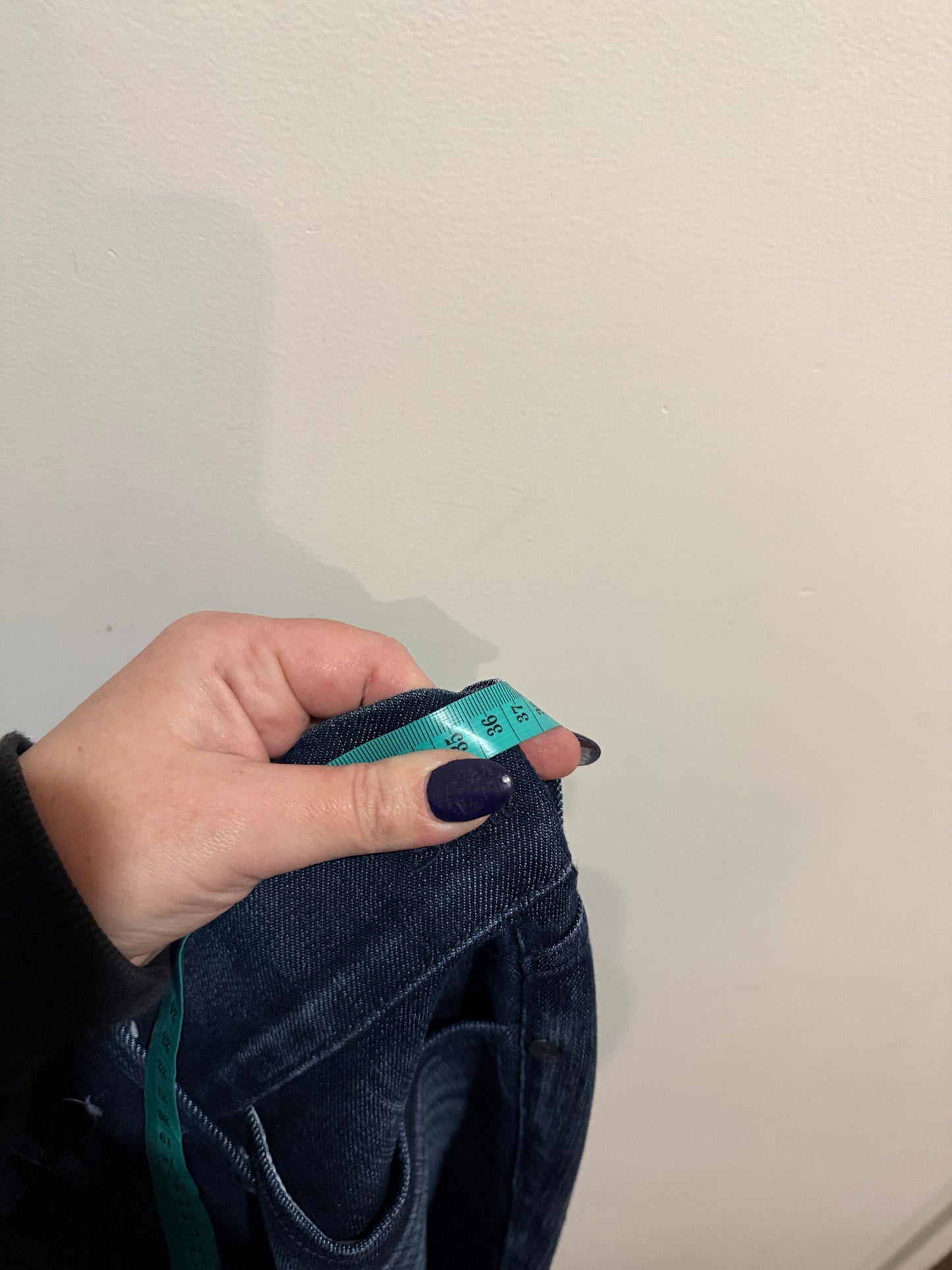 Goldsign Dark Wash Jeans – Size 26