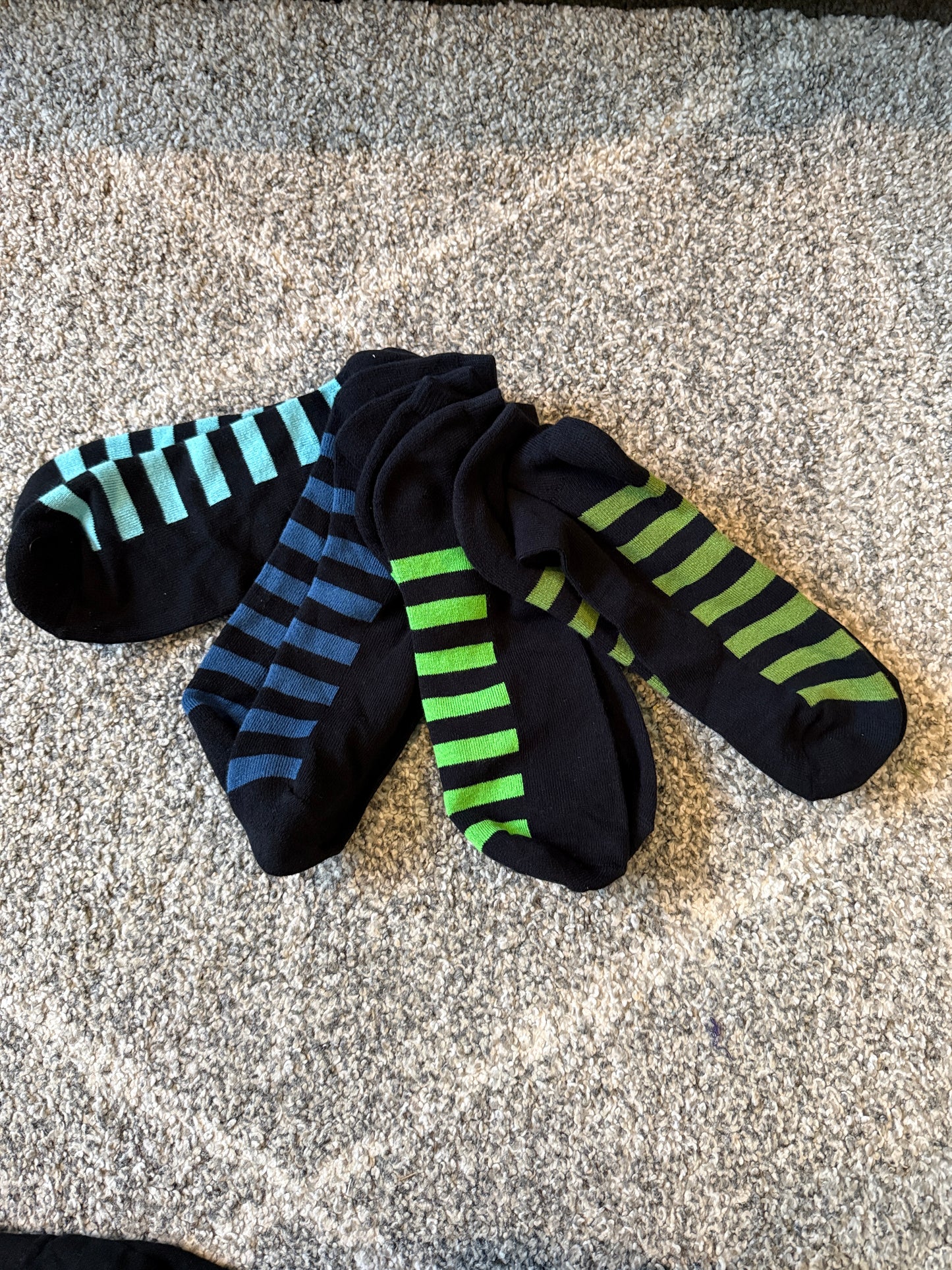 4 Pack Men’s Striped Crew Socks - Black with Blue/Green - OSFM