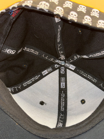 New Era 59Fifty Skull & Crossbones Print Fitted Cap - Size 7 3/4