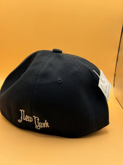 City Hunter New York Embroidered Snapback Cap - Size M/7 (56cm)