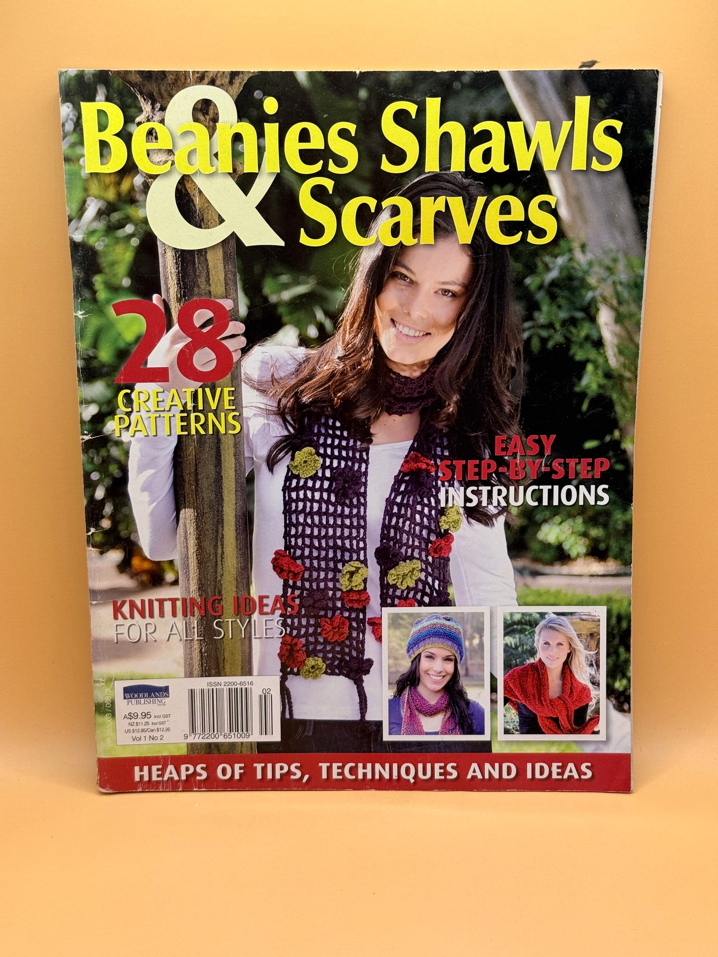 Beanies, Shawls & Scarves: 28 Creative Patterns