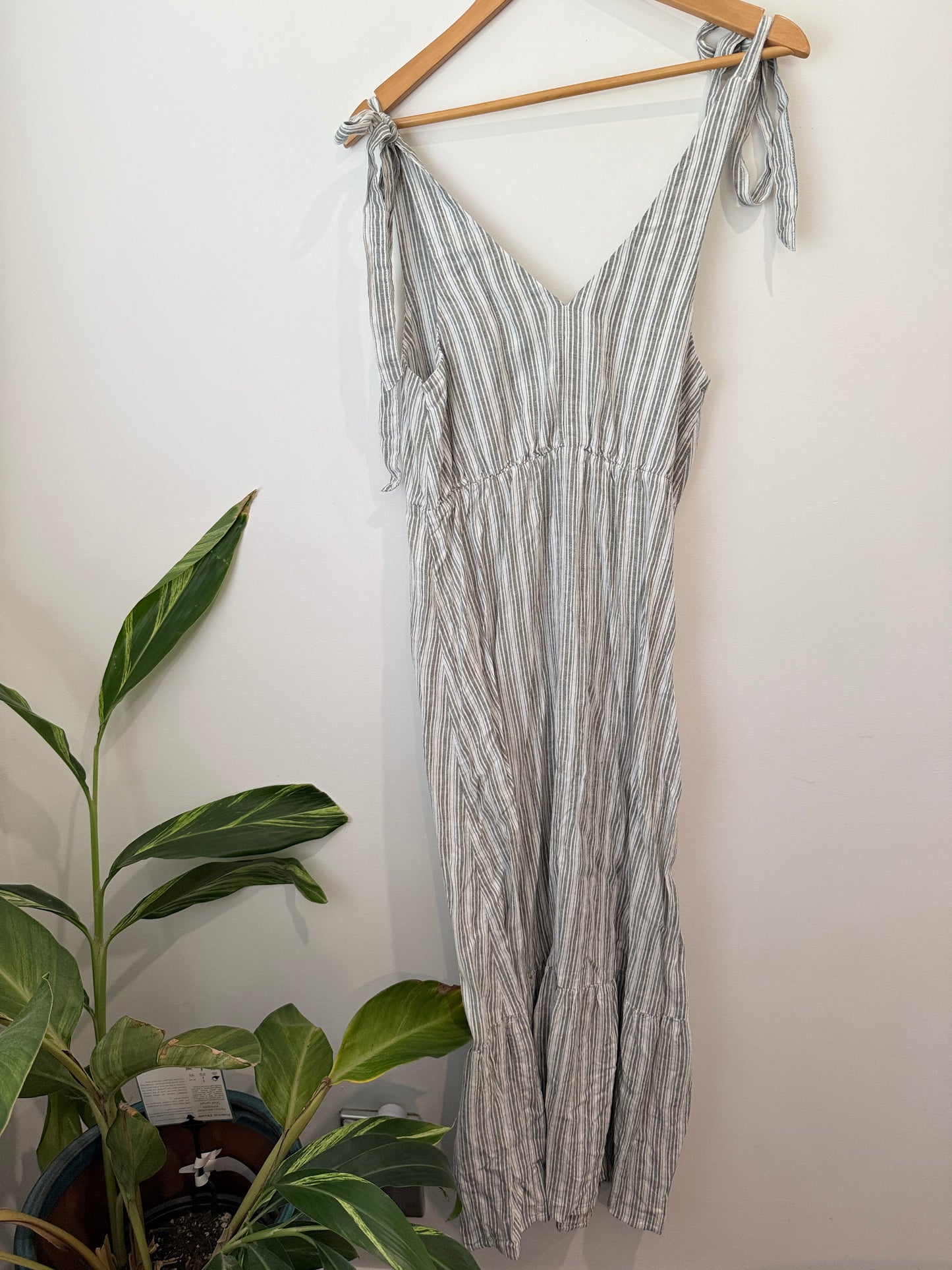 Elementary Anchor Tiered Linen Blend Dress – Sage Stripe Size 8