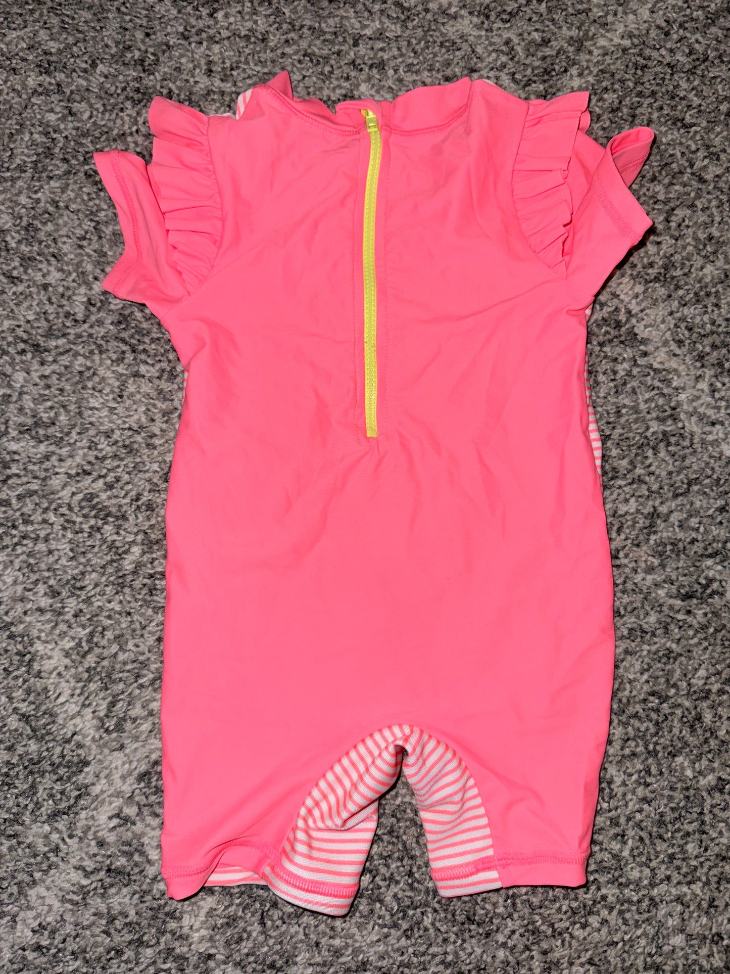 Girls Short Sleeve One-Piece Rash Suit - Size 0