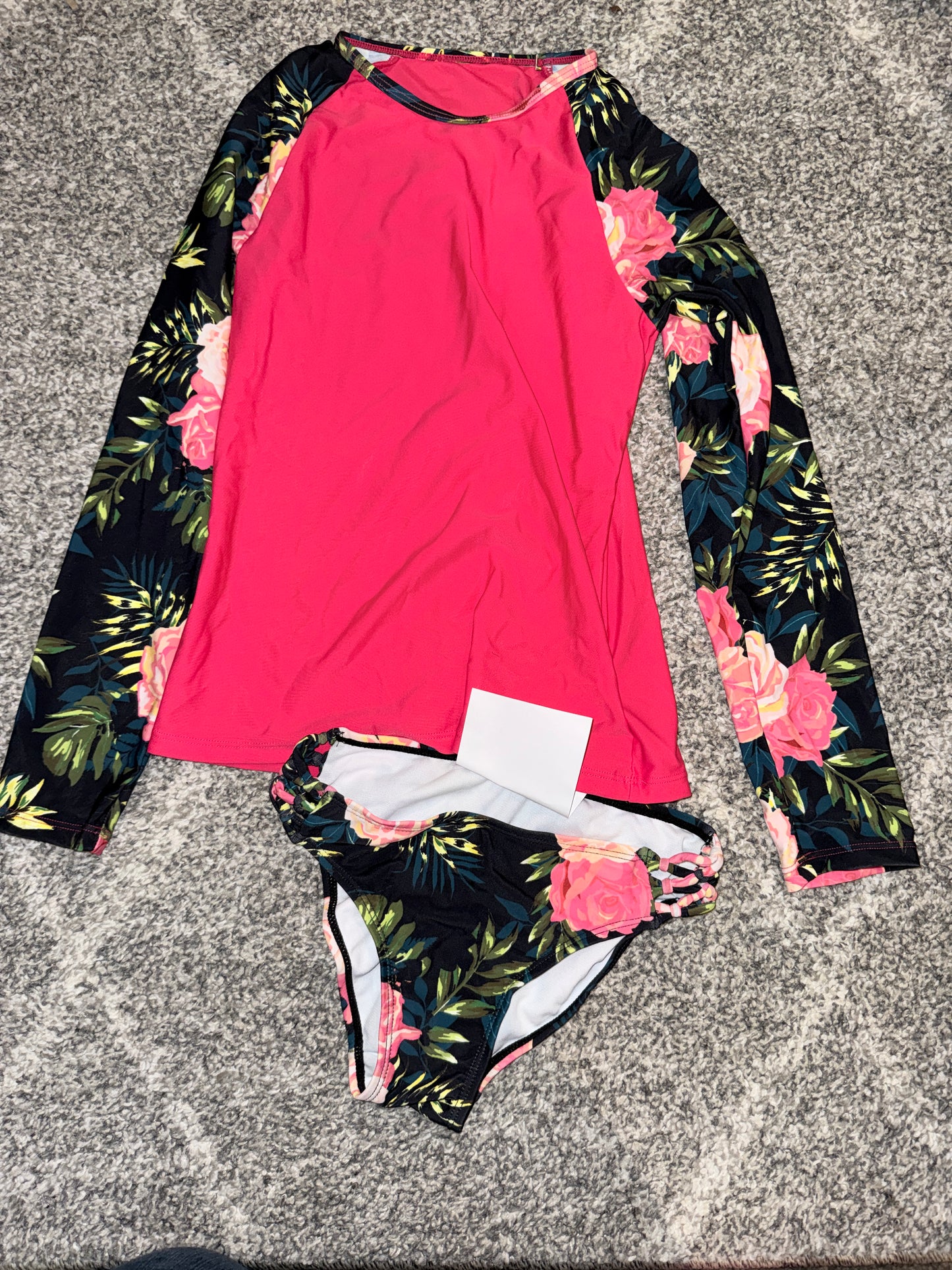 Girls Long Sleeve Rash Vest & Swim Bottoms Set Size 10