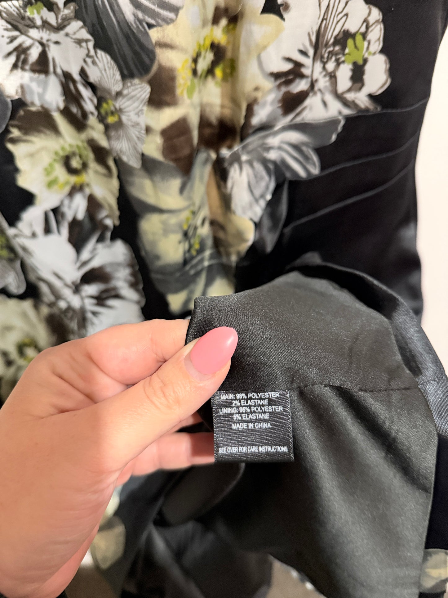 Harlow Floral Sheath Dress Black Floral Print - Size 18