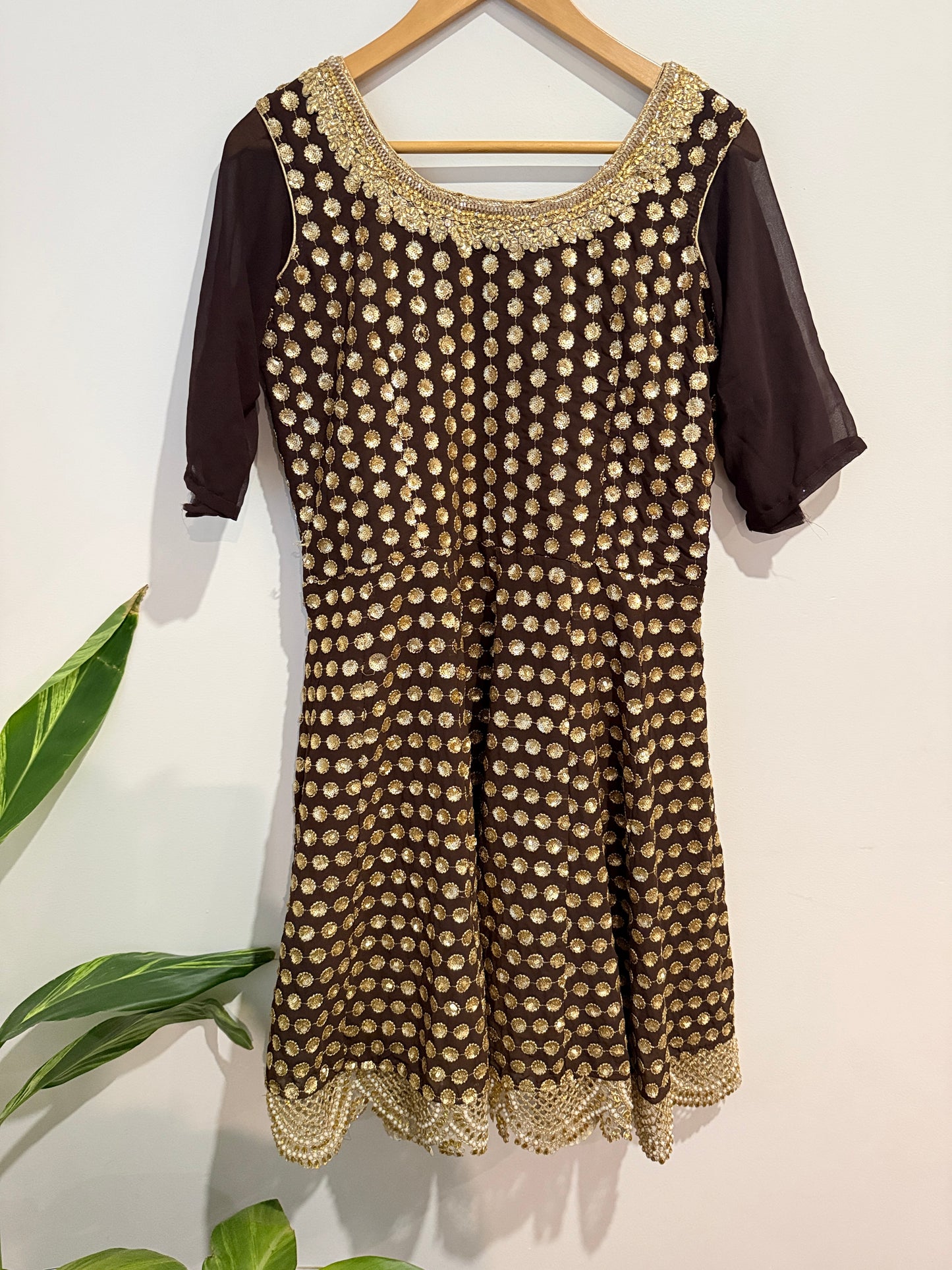Brown & Gold Embellished Sequin Dress - 47cm u/arm