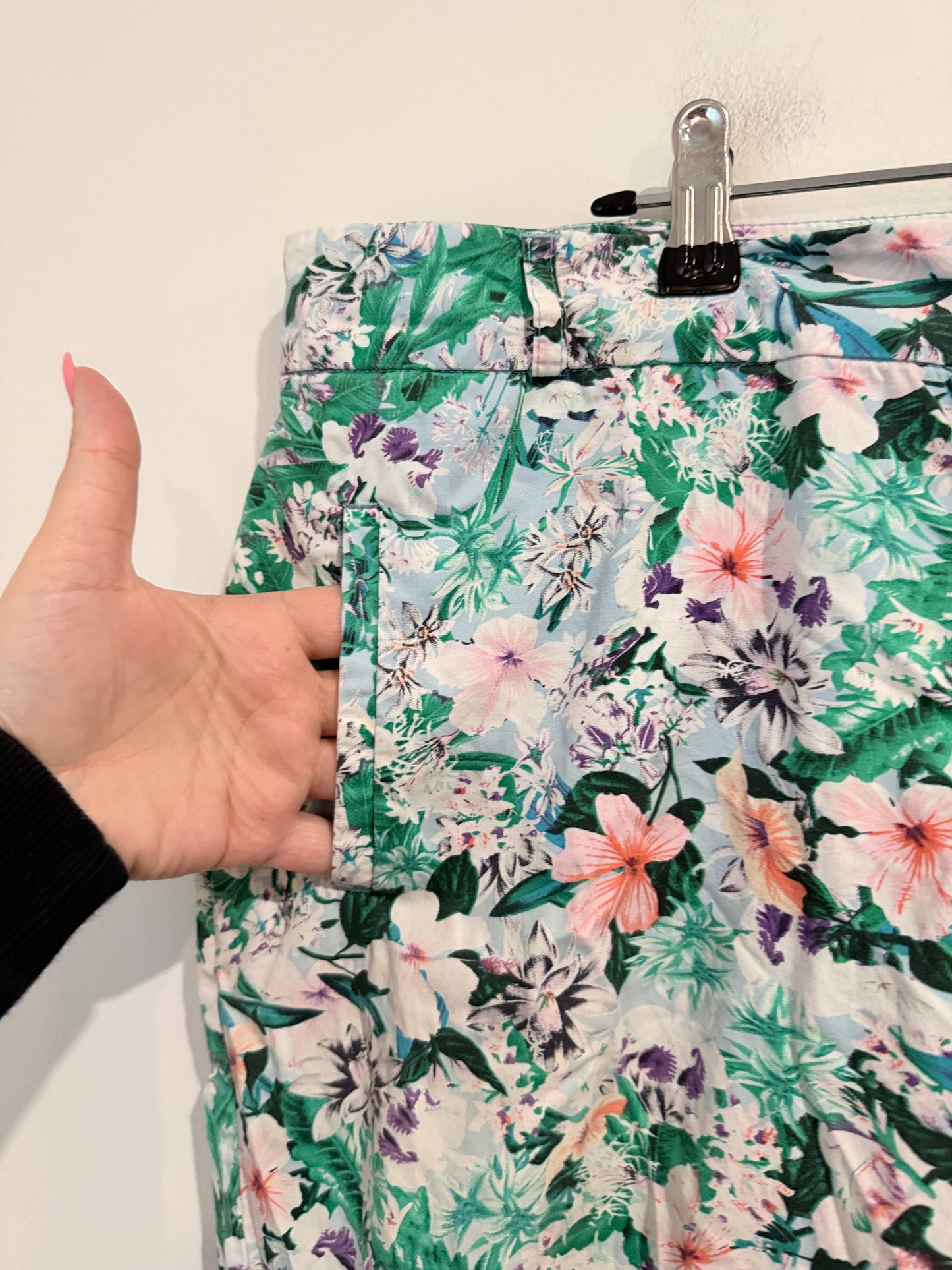 Emerge Floral Print Pants - Size 14