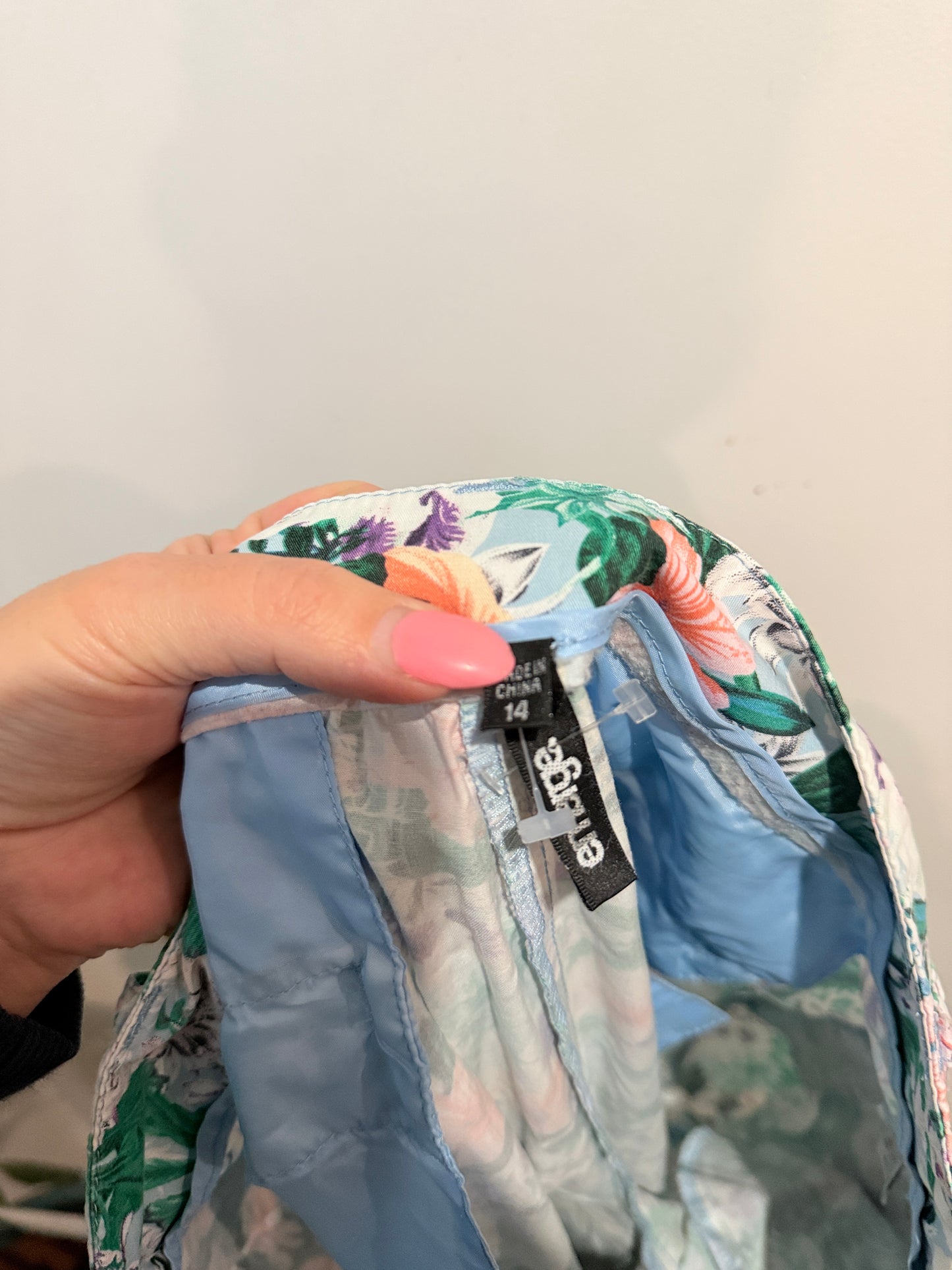 Emerge Floral Print Pants - Size 14