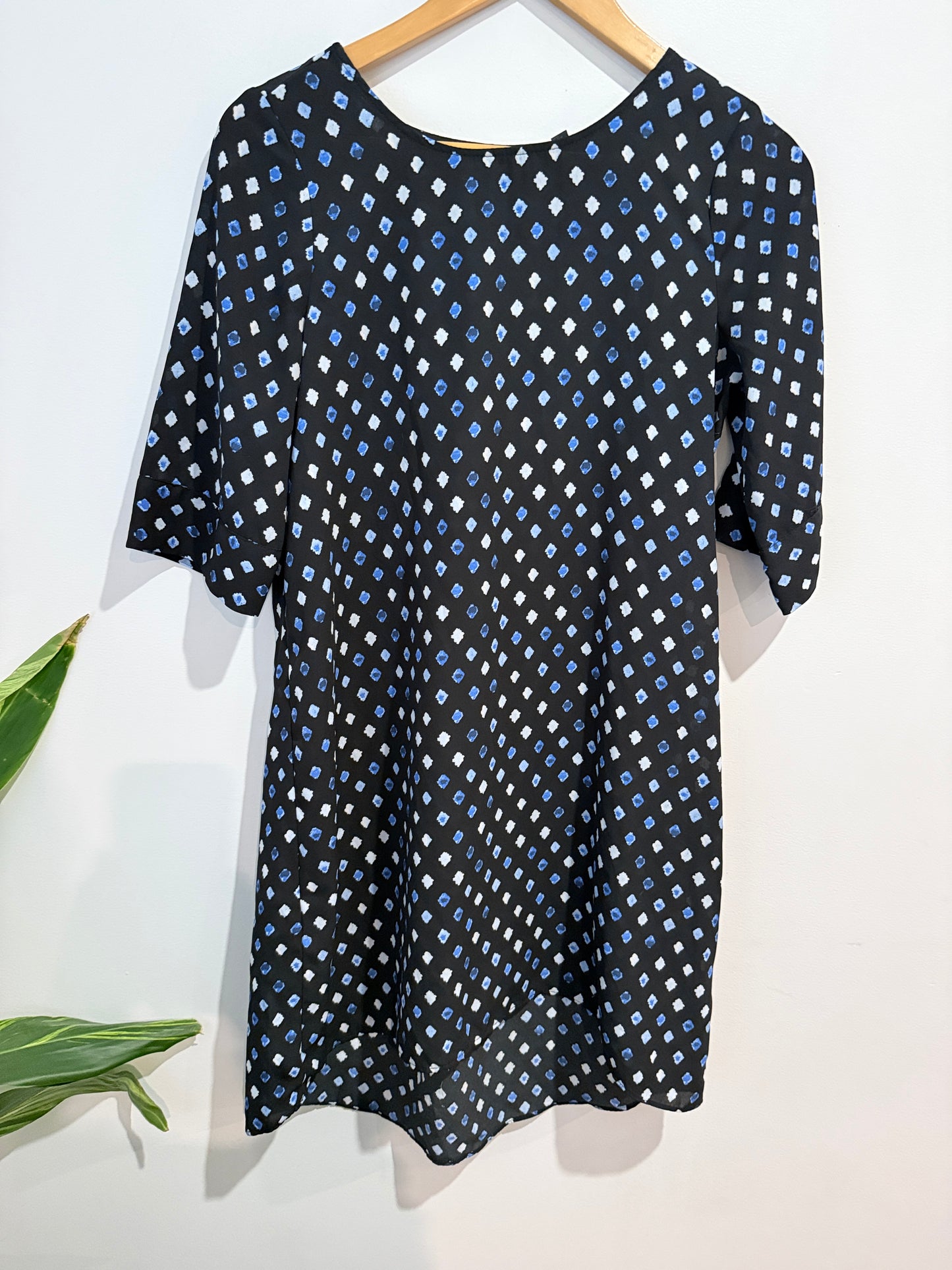 Glassons Black & Blue Diamond Print Shift Dress - Size 6