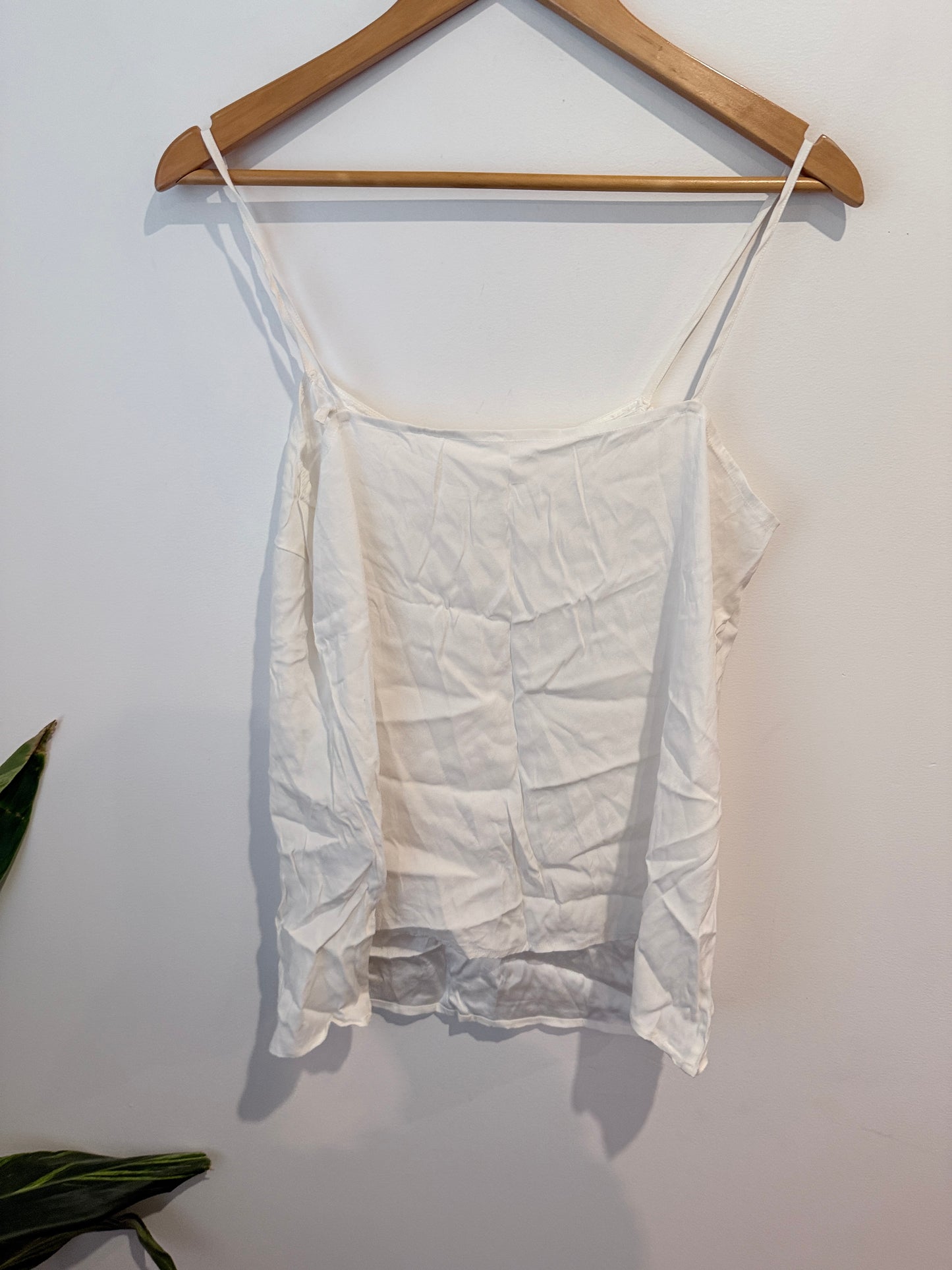 Scanlan Theodore Silk Blend Cami Slip Top - Ivory - 46cm u/arm