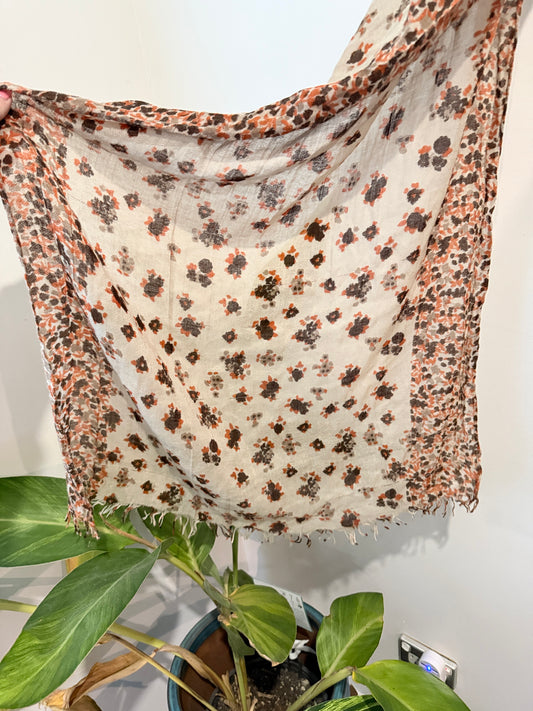Floral Print Fringed Scarf