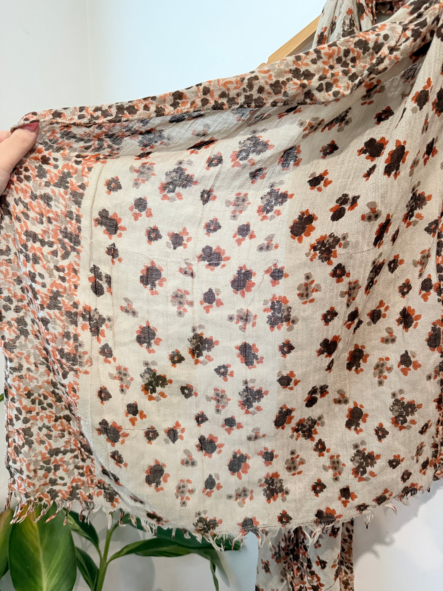 Floral Print Fringed Scarf