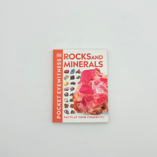 Pocket eyewitness rocks and minerals: facts at your fingertips by dk - print books printed media