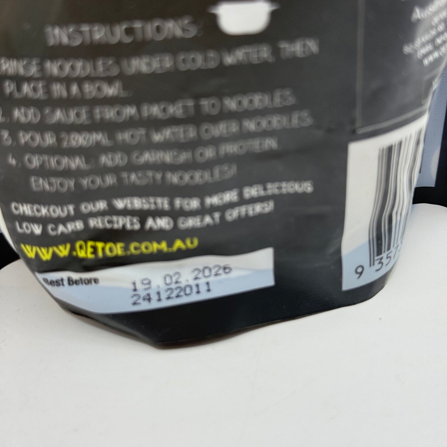 2x QETOE Delicious Low Carb Noodles — Beef Flavour 290 g