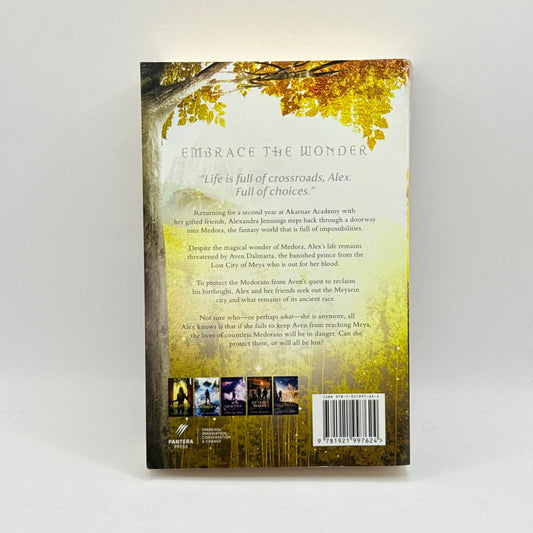 Raelia by Lynette Noni