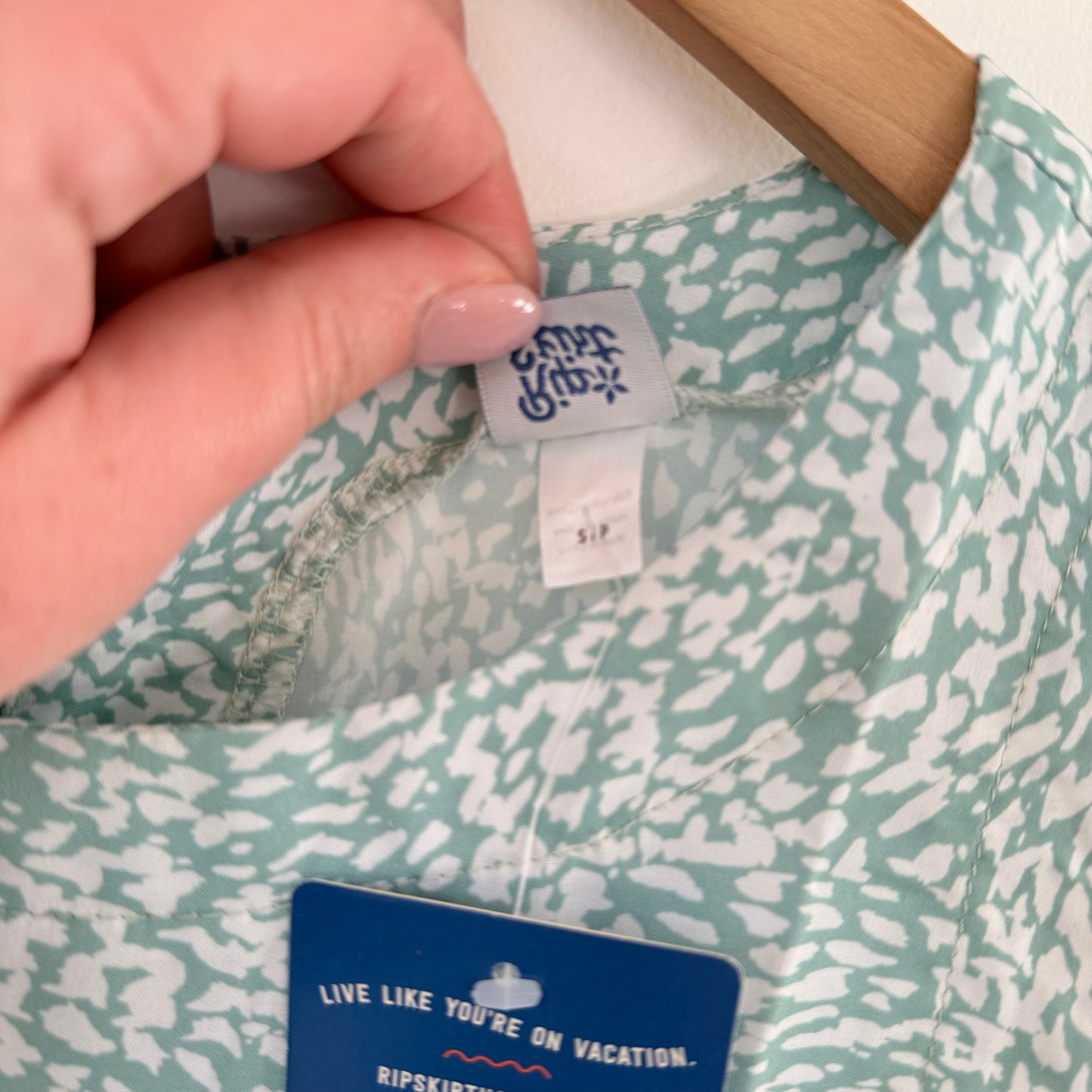 Ripskirt Hawaii Sleeveless Midi Dress